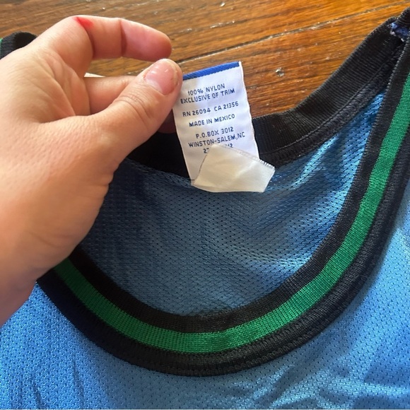 Timberwolves Jersey 21 - Picture 7 of 9